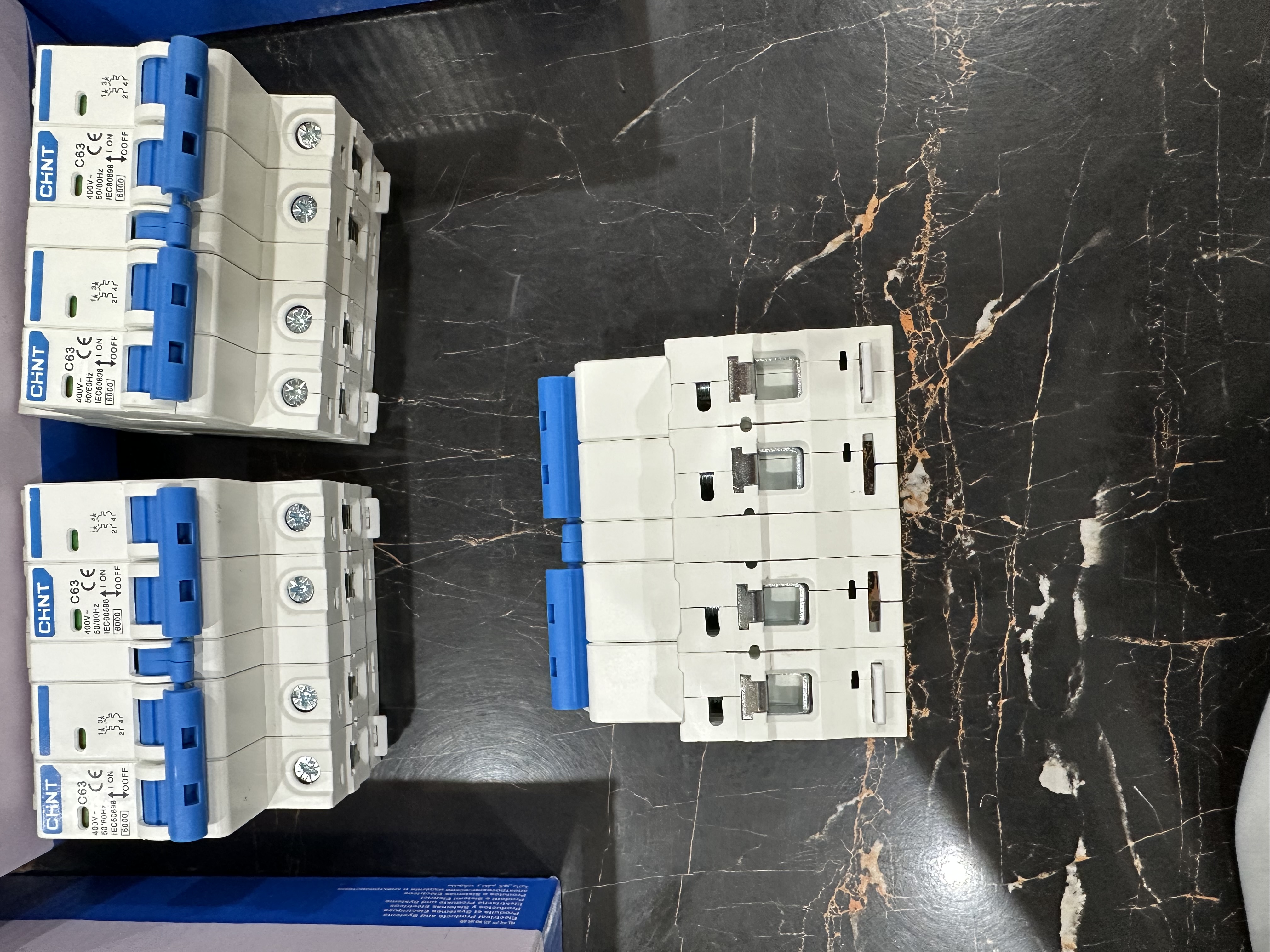 CHINT MTS Changeover Switch C63 2+2 Pole – Manual Transfer Switch for Solar/Inverter & Grid | 63A 9