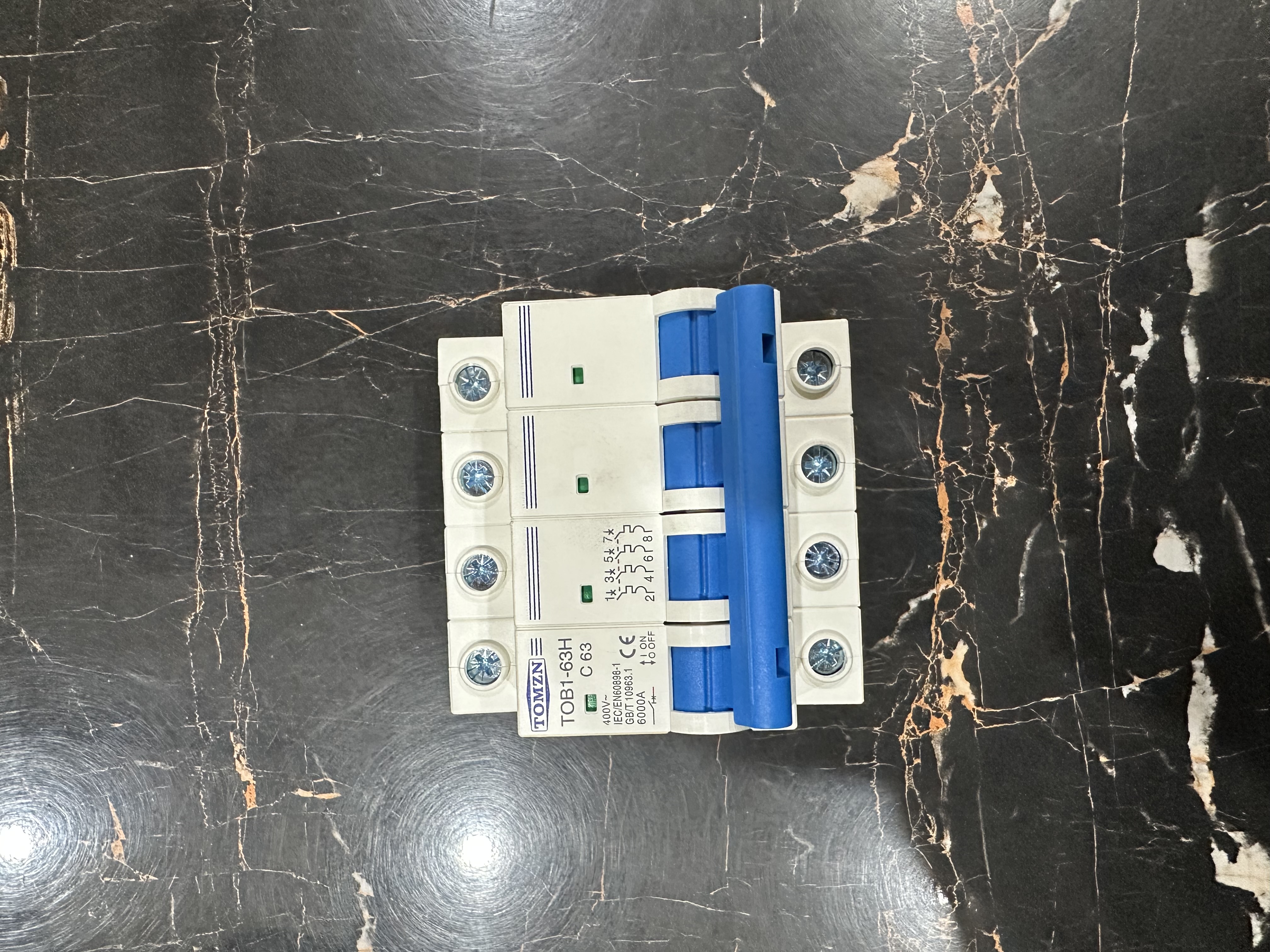 TOMZN TOB1-63H C63 4 Pole AC MCB – 63A 400V AC Circuit Breaker | 6000A Breaking Capacity 2